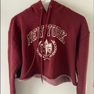 New York Cropped Hoodie